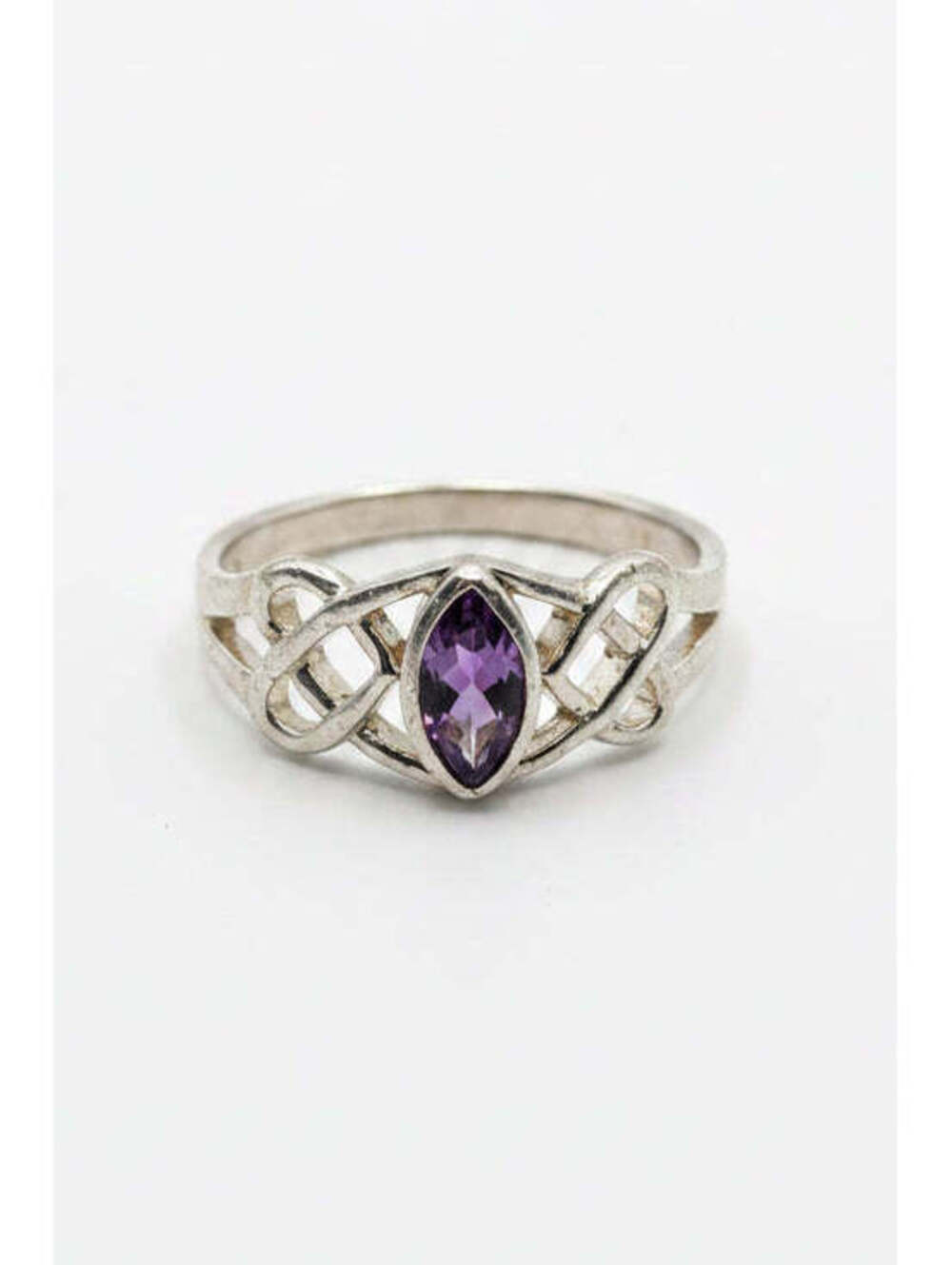 .925 Amethyst Ring Size 9